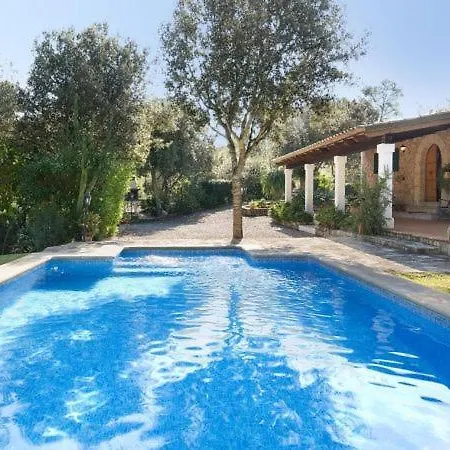 Villa Sleeps 4 With Pool Air Con And Wifi *