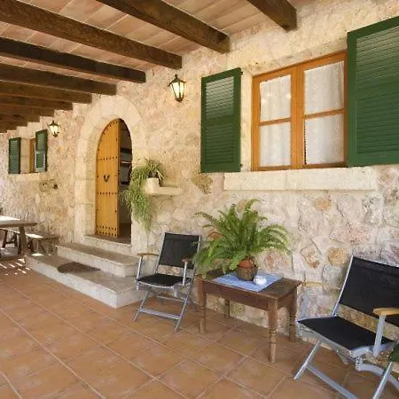 Sleeps 4 With Pool Air Con And Wifi * Pollenca